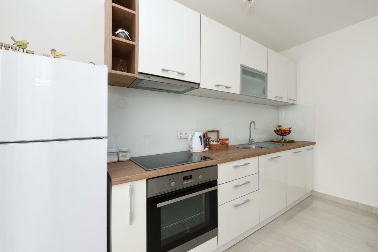 July Apartment Zadar Bagian luar foto